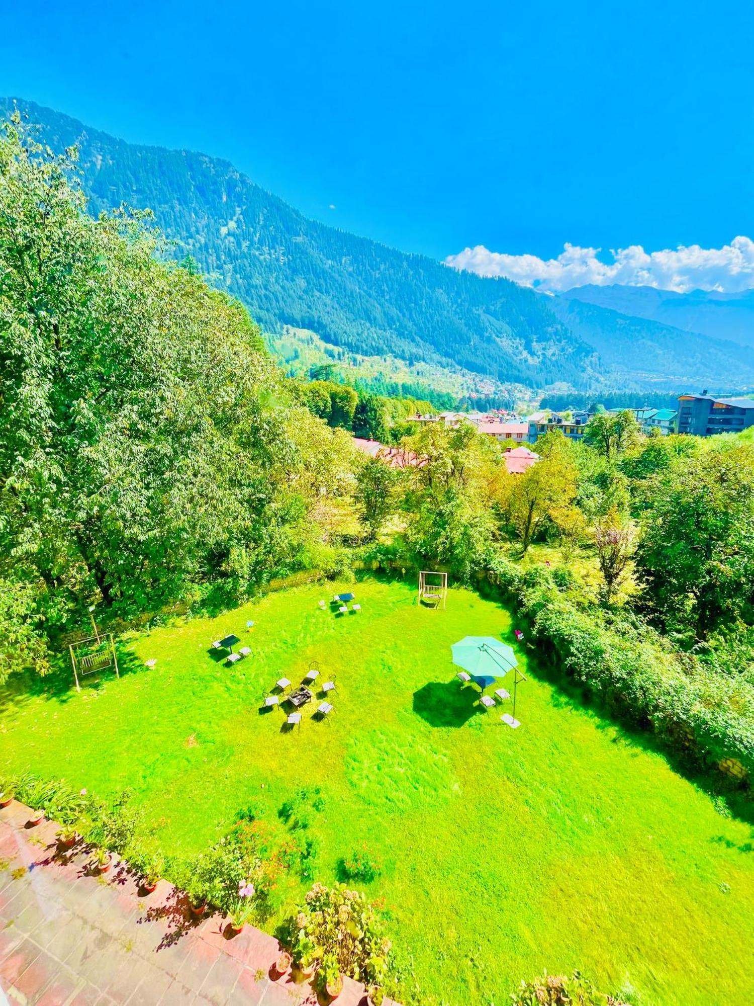 Sagar Resort !! Mountain View ! Luxury Stay ! Family Resort ! Private Parking ! Near Mall Road Manāli Exterior foto